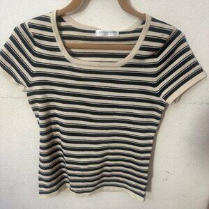 Angashion Women's Small Striped Top Black Cream Knit Short Sleeves NWT